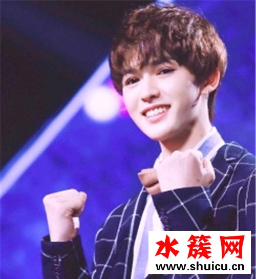 偶像練習(xí)生朱正廷為什么叫人間gucci