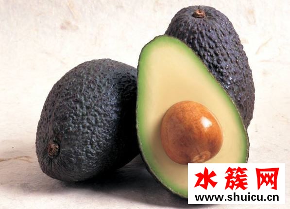 小孩多大可以吃牛油果 寶寶怎么吃牛油果更好 小孩多大可以吃牛油果