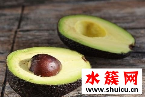 小孩多大可以吃牛油果 寶寶怎么吃牛油果更好 小孩多大可以吃牛油果