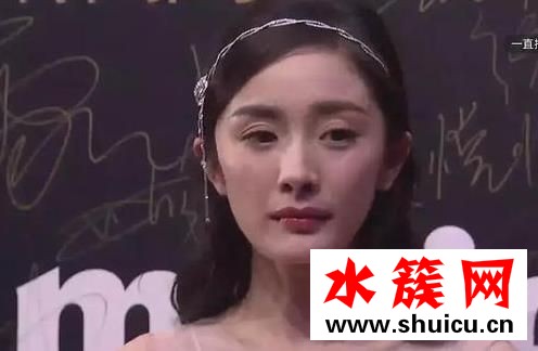 2017嘉人中國風(fēng)盛典現(xiàn)場圖曝光 楊冪宋茜未PS照顏值差太多