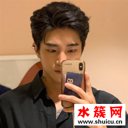 男生夏天適合剪什么頭型 男生夏天適合剪什么短發(fā)2019 男生夏天適合剪什么頭型