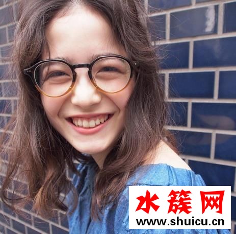 膚色暗沉用什么護膚品可以改善 臉上長斑用什么好 護膚品成分和功效介紹