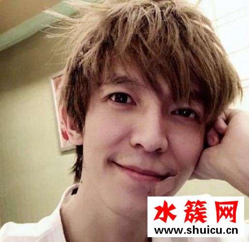 郭敬明生日自拍是怎么回事