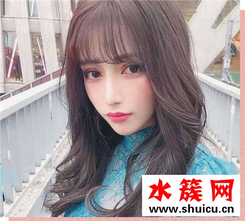 夏天適合染什么顏色