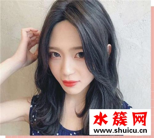 夏天適合染什么顏色