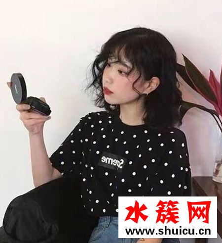 齊肩發(fā)型燙什么卷好看 齊肩發(fā)型染什么顏色好看 齊肩發(fā)型燙什么卷好看