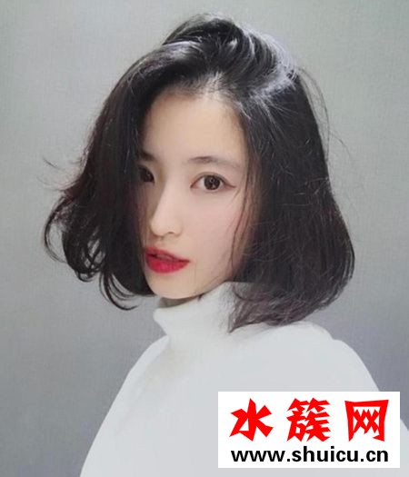 大臉適合什么長度的短發(fā) 春夏流行顯臉小短卷發(fā)圖片 大臉適合什么長度的短發(fā)