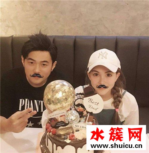 周杰倫曝童顏照 這到底是個什么梗? 周杰倫曝童顏照