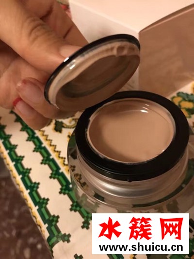 阿瑪尼素顏霜怎么樣 阿瑪尼素顏霜需要卸妝嗎 阿瑪尼素顏霜怎么樣