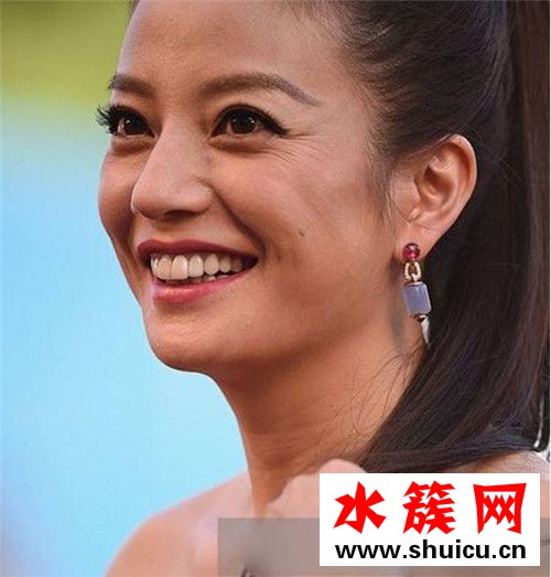 迪麗熱巴未p圖片顯老 外媒鏡頭果然是高清照妖鏡