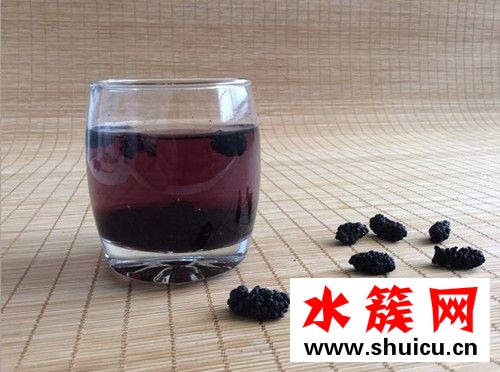 桑葚干泡水會上火嗎 干桑葚泡水喝的副作用 桑葚干泡水會上火嗎