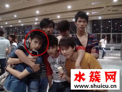 羅云熙舊照似換頭?一直被質疑整容的他8年前就被蓋章民間帥哥了好嗎 羅云熙整容過嗎