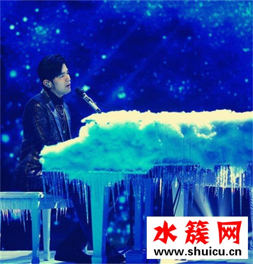 周杰倫練琴辛酸史怎么回事 嚴厲媽媽用藤條督促 周杰倫練琴辛酸史