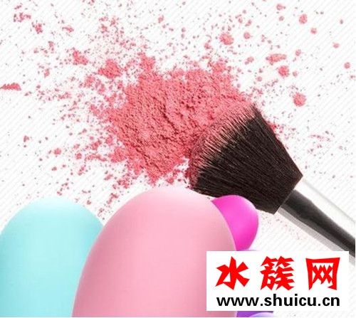 清洗化妝刷常見的5大誤區(qū) 你真的洗對了嗎? 清洗化妝刷常見的5大誤區(qū) 你真的洗對了嗎?