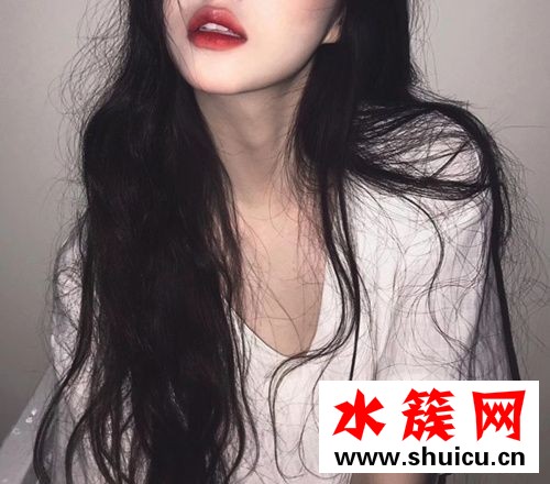 如何看洗發水成分表 洗發水可以讓干枯毛躁頭發恢復柔順直嗎 如何看洗發水成分表