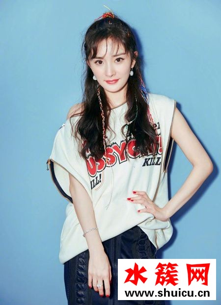 韓國羊毛卷發(fā)型圖片 羊毛卷發(fā)型中長發(fā) 2018秋冬網(wǎng)紅“羊毛卷”