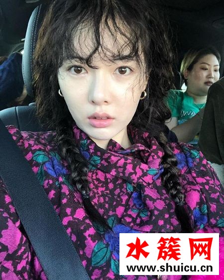 韓國羊毛卷發(fā)型圖片 羊毛卷發(fā)型中長發(fā) 2018秋冬網(wǎng)紅“羊毛卷”